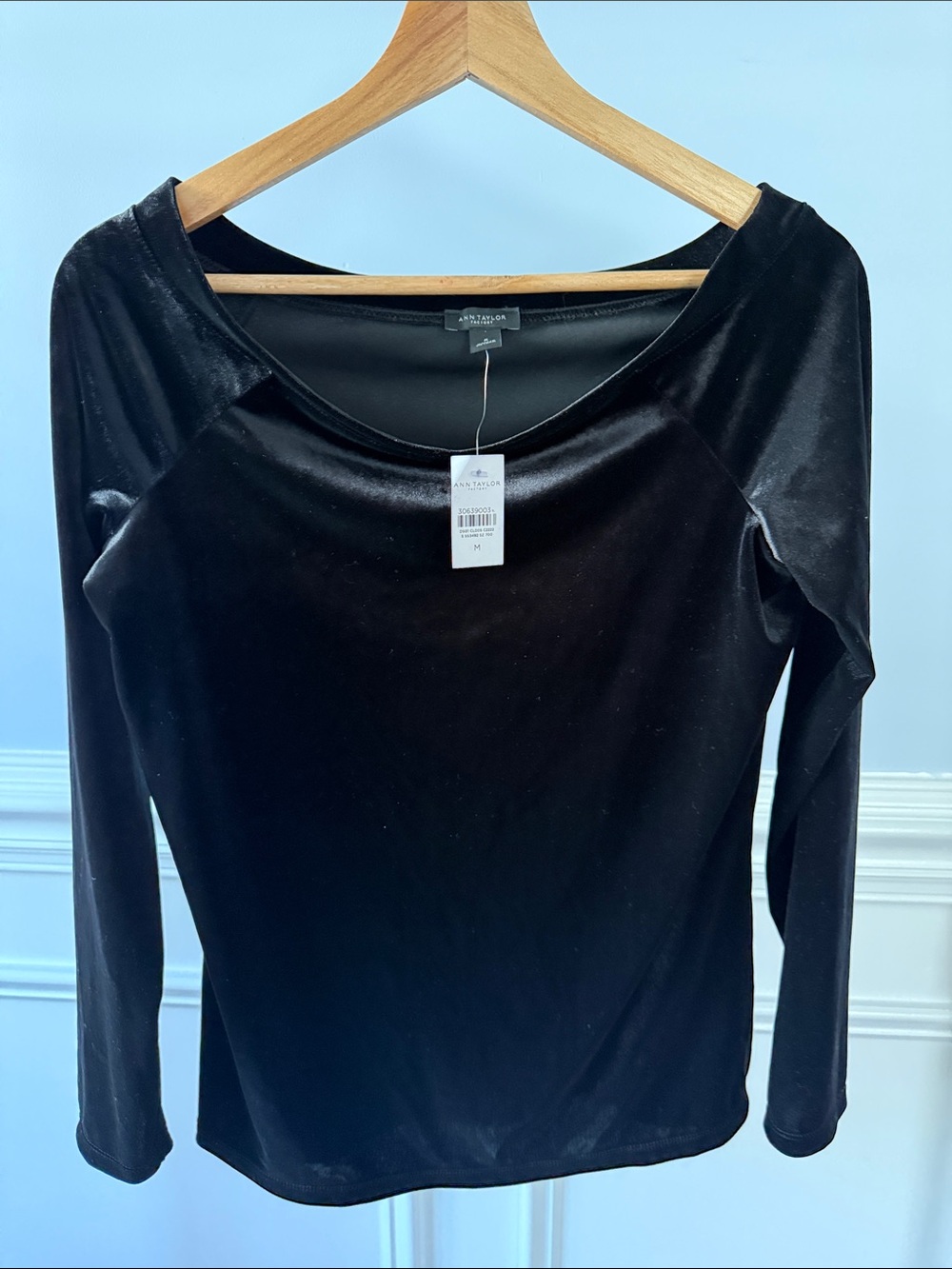 Ann Taylor Black Velvet Boatneck Stretch Dressy Top Blouse M Medium NWT NEW